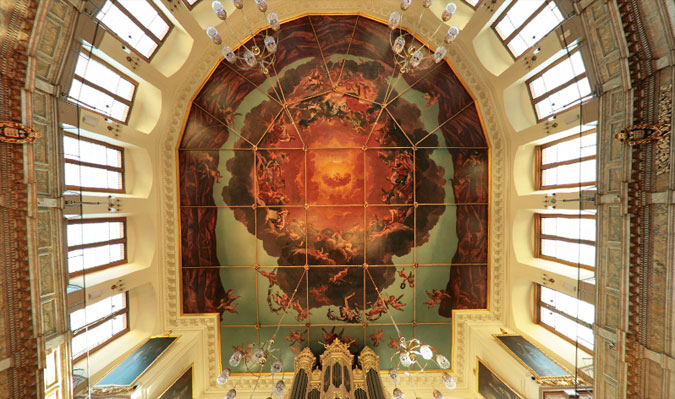 Sheldonian Theatre ceiling shows Truth descending upon the Arts and Sciences to expel ignorance from the University Streater evidently knew that the Theatre was to house the University’s printing presses as he included the figure of ‘Printing’ in among the personifications of various virtues and vices.